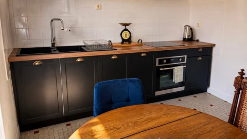 Cuisine et table — Gîte 2 personnes